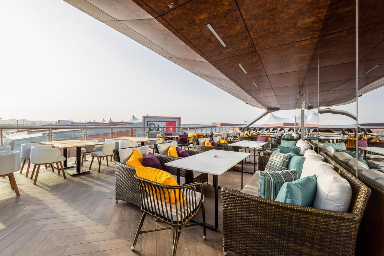 Premier Inn Dubai Dragon Mart Exteriér fotografie