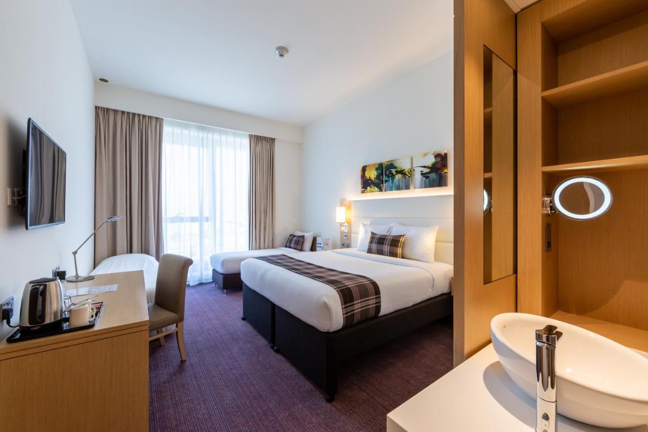 Premier Inn Dubai Dragon Mart Exteriér fotografie