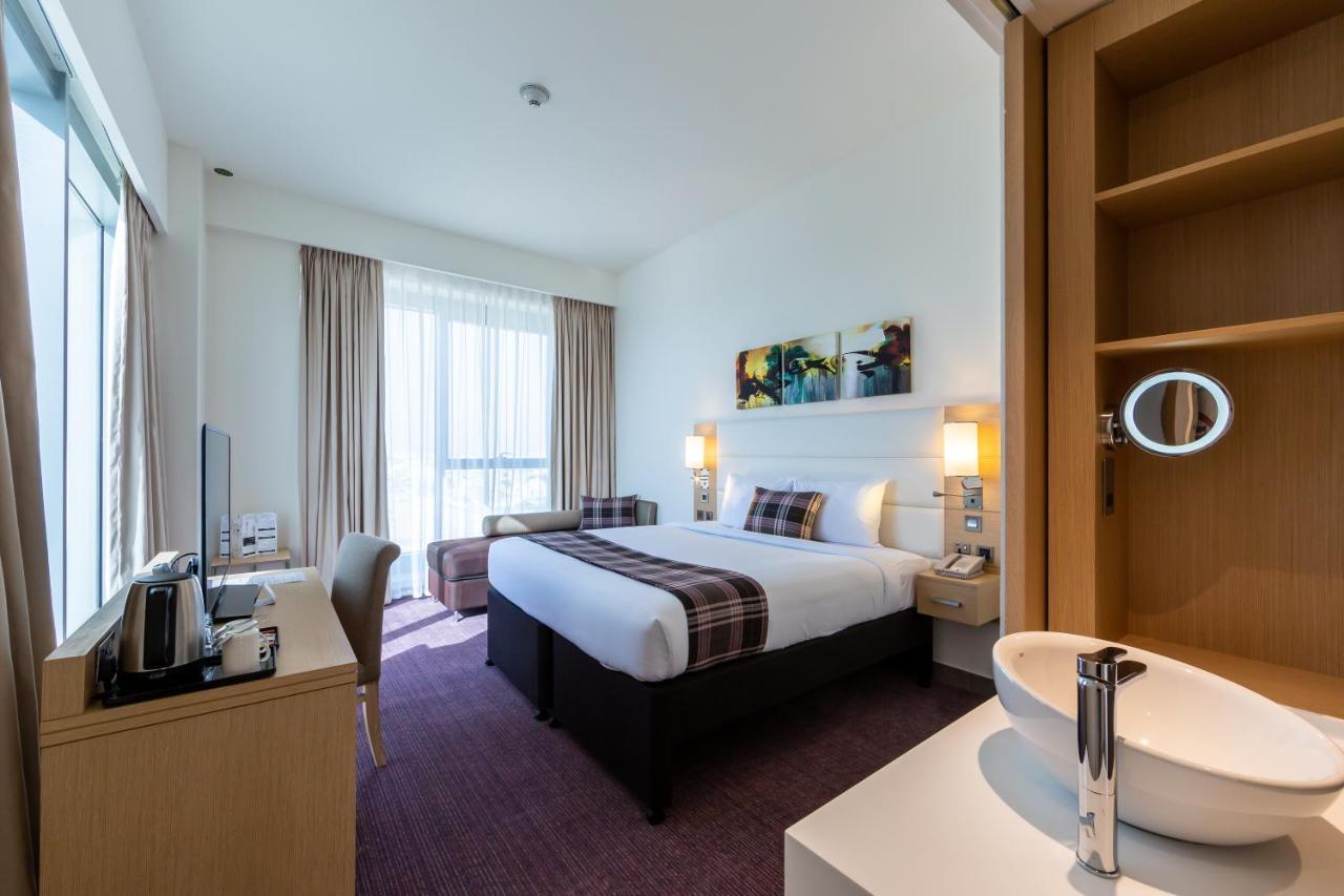 Premier Inn Dubai Dragon Mart Exteriér fotografie